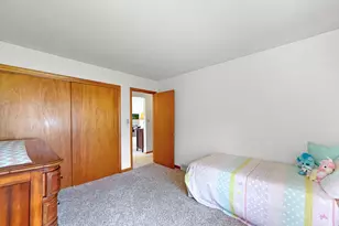 1353 Empire Ct, Freeport, IL 61032 - Photo 33