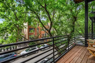 2012 W St Paul Ave, Chicago, IL 60647 - Photo 15