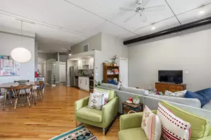 2012 W St Paul Ave, Chicago, IL 60647 - Photo 5