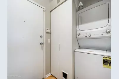 2012 W Saint Paul Avenue #207, Chicago, IL 60647 - Photo 13