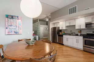 2012 W St Paul Ave, Chicago, IL 60647 - Photo 3