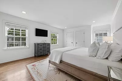 [Address not provided], Wilmette, IL 60091 - Photo 17