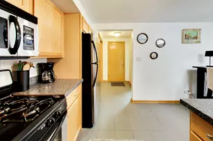 6845 N Northwest Hwy, Chicago, IL 60631 - Photo 9