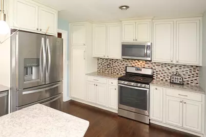 212 Hill Avenue, North Aurora, IL 60542 - Photo 11