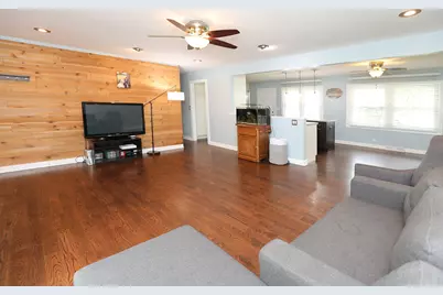 212 Hill Avenue, North Aurora, IL 60542 - Photo 5