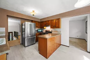 456 Oakwood Pl, Geneseo, IL 61254 - Photo 11