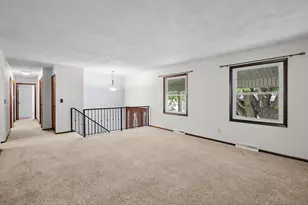 456 Oakwood Pl, Geneseo, IL 61254 - Photo 5