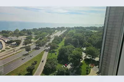 3180 N Lake Shore Drive #17F, Chicago, IL 60657 - Photo 7