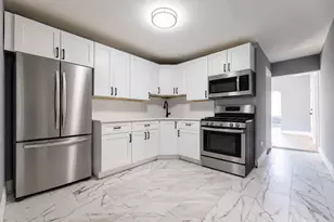 6317 S Eberhart Ave, Chicago, IL 60637 - Photo 17