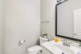 1 Waterfront Ct, Algonquin, IL 60102 - Photo 9