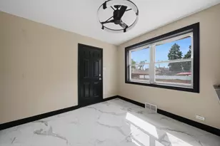 8445 S Wolcott Ave, Chicago, IL 60620 - Photo 21
