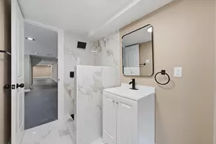 8445 S Wolcott Ave, Chicago, IL 60620 - Photo 39