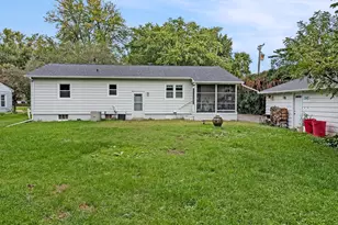 1414 Nan St, Dixon, IL 61021 - Photo 25
