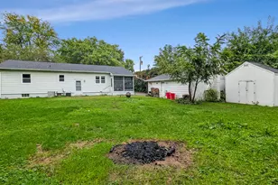 1414 Nan St, Dixon, IL 61021 - Photo 23