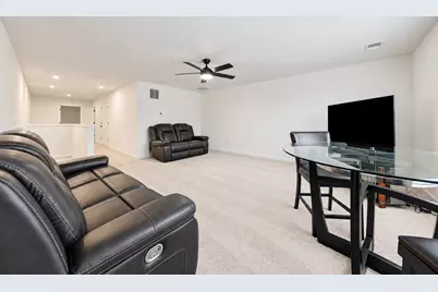 3195 Lincoln Prairie Boulevard, Aurora, IL 60503 - Photo 25