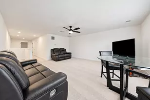 3195 Lincoln Prairie Blvd, Aurora, IL 60503 - Photo 25