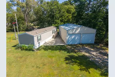1205 N Gary Street, Centralia, IL 62801 - Photo 1