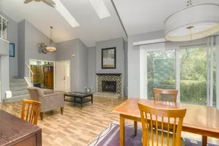 1633 Penny Ln, Crystal Lake, IL 60014 - Photo 5