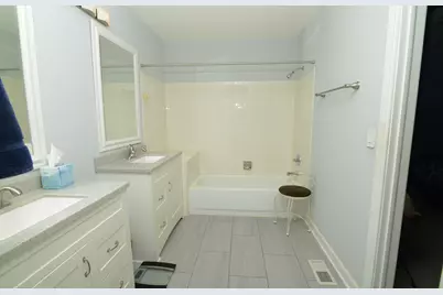 1633 Penny Lane, Crystal Lake, IL 60014 - Photo 19