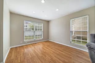 46 Wildflower Way, Streamwood, IL 60107 - Photo 5
