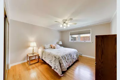 704 W Lonnquist Boulevard, Mount Prospect, IL 60056 - Photo 19