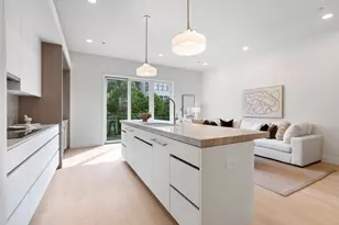 2333 N Cambridge Ave, Chicago, IL 60614 - Photo 15