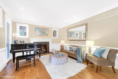 427 W Walnut Street, Hinsdale, IL 60521 - Photo 3