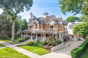 427 W Walnut St, Hinsdale, IL 60521 - Photo 1