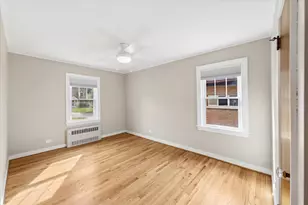 422 S Harvard Ave, Villa Park, IL 60181 - Photo 15