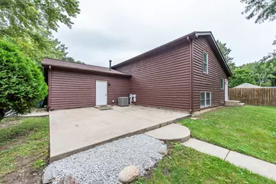 10395 W Illinois Avenue, Beach Park, IL 60099 - Photo 29