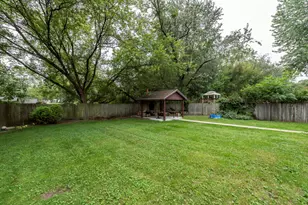 10395 W Illinois Ave, Beach Park, IL 60099 - Photo 31