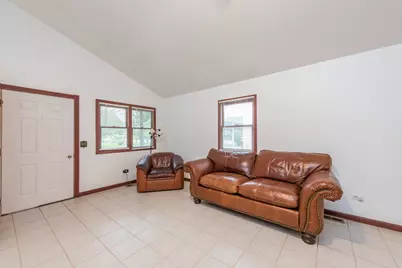 10395 W Illinois Avenue, Beach Park, IL 60099 - Photo 3