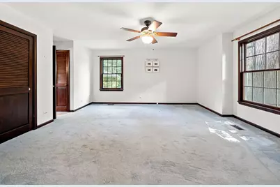 30W030 Schick Road, Bartlett, IL 60103 - Photo 11