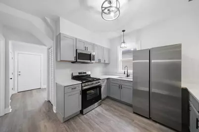 4239 N Albany Avenue, Chicago, IL 60618 - Photo 5