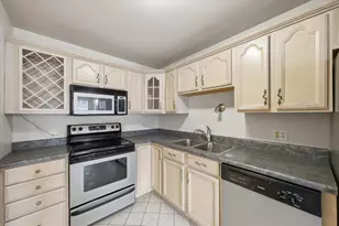 6157 N Sheridan Rd, Chicago, IL 60660 - Photo 3