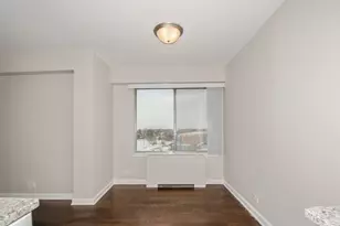 6833 N Kedzie Ave, Chicago, IL 60645 - Photo 9