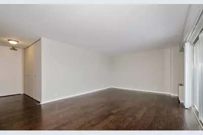 6833 N Kedzie Avenue #914, Chicago, IL 60645 - Photo 3