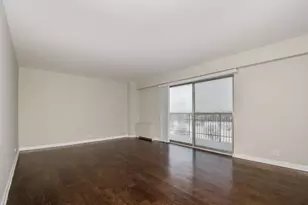 6833 N Kedzie Ave, Chicago, IL 60645 - Photo 5