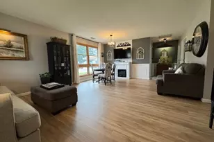 903A Florence Ln, Sterling, IL 61081 - Photo 3