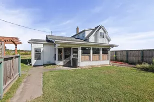 551 County Hwy 16 Hwy, Cisne, IL 62823 - Photo 5