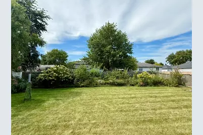 889 Redwood Drive, Elwood, IL 60421 - Photo 3