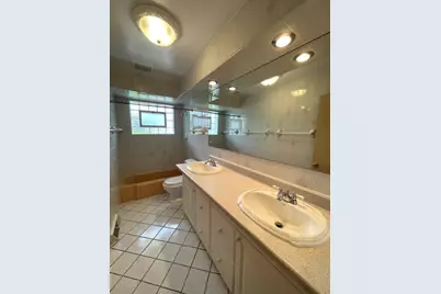 7150 N Crawford Avenue, Lincolnwood, IL 60712 - Photo 11