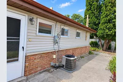 660 163rd Street, Calumet City, IL 60409 - Photo 33