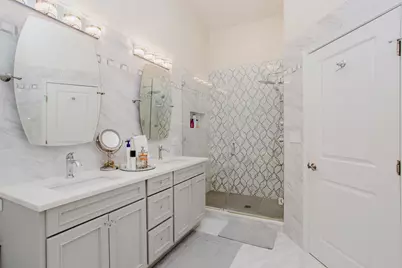 11 Rienzi Lane, Highwood, IL 60040 - Photo 17
