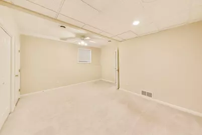 597 Turnbury Court W, Dekalb, IL 60115 - Photo 31