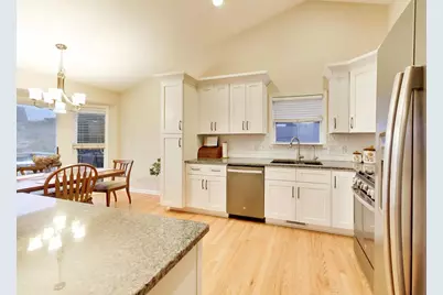 597 Turnbury Court W, Dekalb, IL 60115 - Photo 15