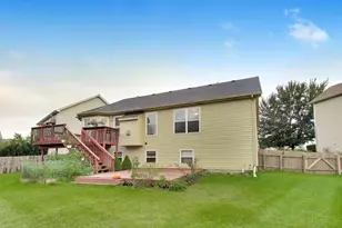 597 Turnbury Ct W, Dekalb, IL 60115 - Photo 39