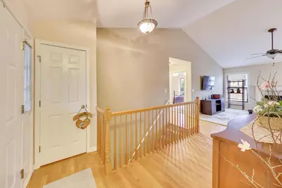 597 Turnbury Court W, Dekalb, IL 60115 - Photo 5