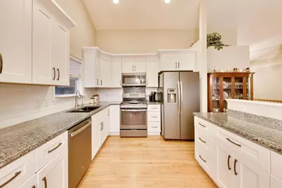 597 Turnbury Court W, Dekalb, IL 60115 - Photo 13