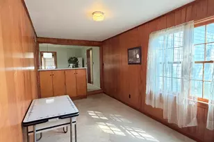 1300 Grant St, Eldorado, IL 62930 - Photo 25